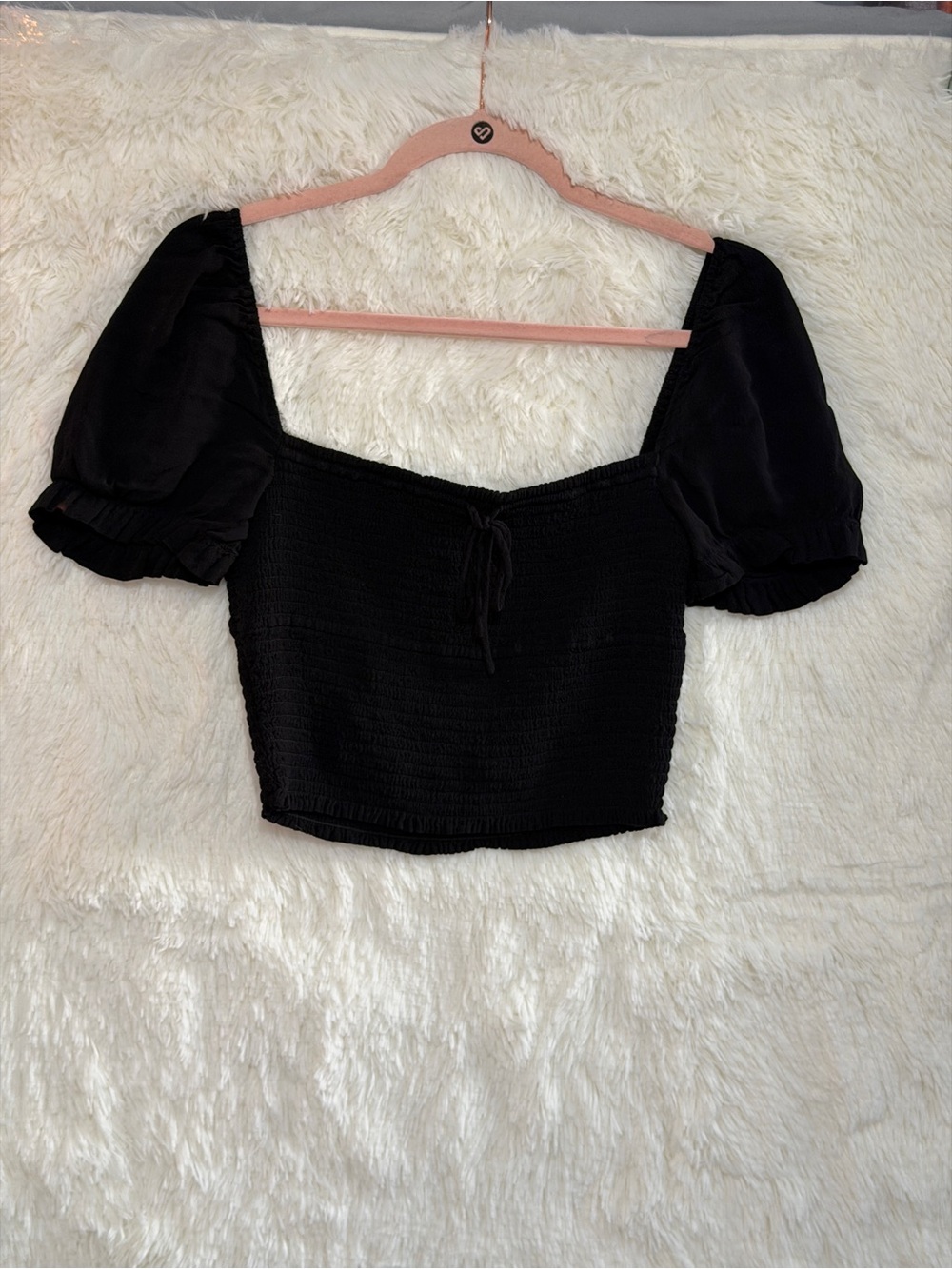 Wilfred Aritzia Boho Smocked Prairie Blouse L Black Peasant Puff Sleeve Cropped